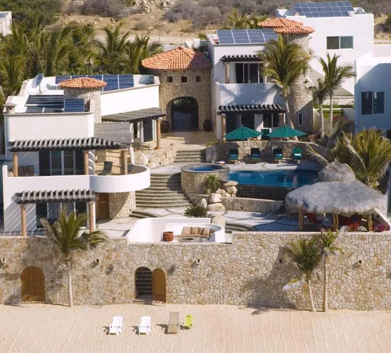 Aerial view of Casa Walker facing the beach at El Encanto de la Laguna